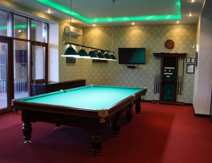 Услуги и развлечения