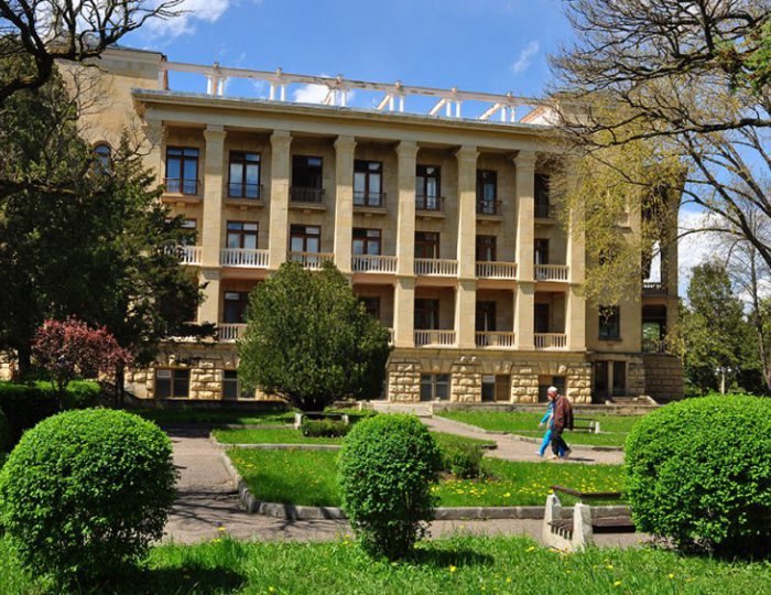 Внешний вид и территория - Санаторий «им. Орджоникидзе» Кисловодск