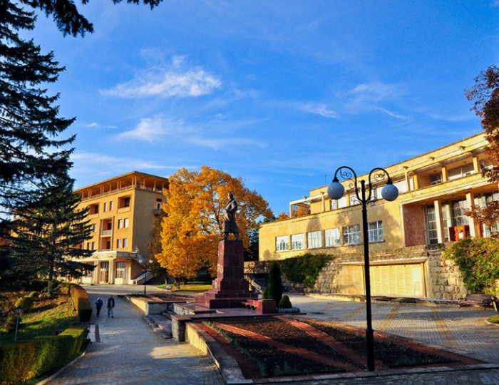 Внешний вид и территория - Санаторий «им. Орджоникидзе» Кисловодск